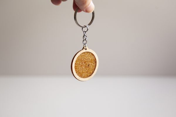B-Key Frame – Porte-clés biodégradable avec cadre en bois – Image 4
