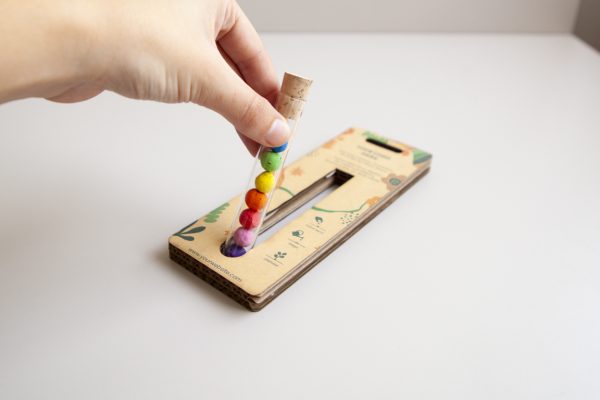 bombnest-tube-verre-mini-bombes-graines-personnalisees
