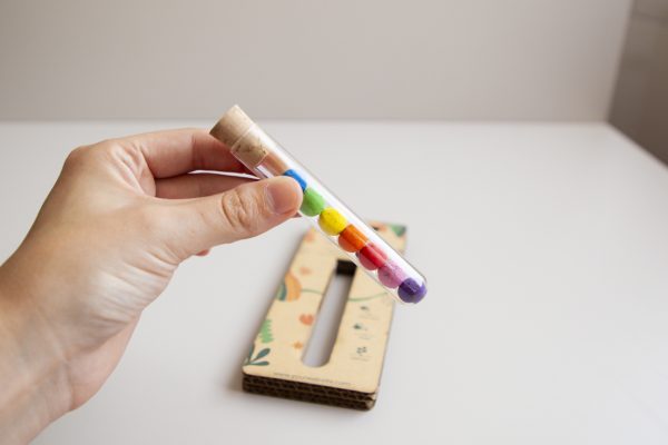 cadeau-écologique-bombnest-tube-verre-personnalisation