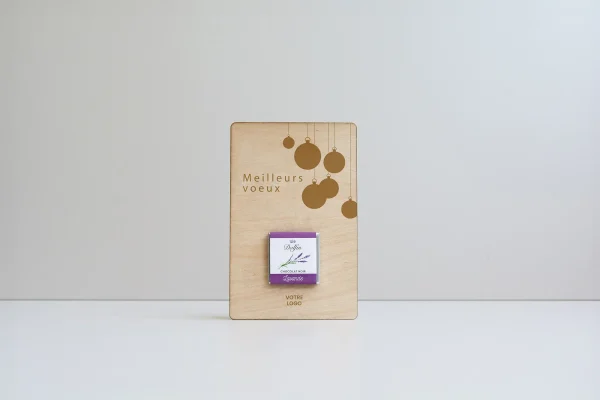 Carte promotionnelle en bois naturel – finition chocolatée
