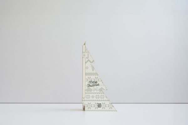 Crayon durable avec carte décorative en forme de sapin