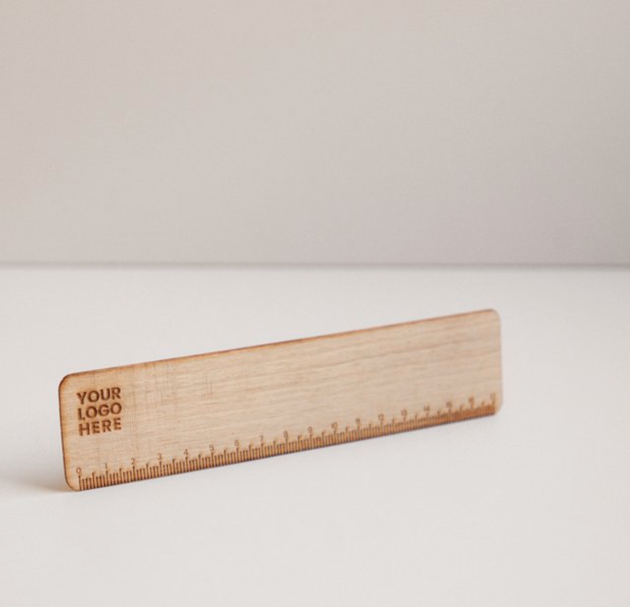 Règle PL TTOP11 en bois gravée au laser, accompagnée d'un diptyque en papier d'algues